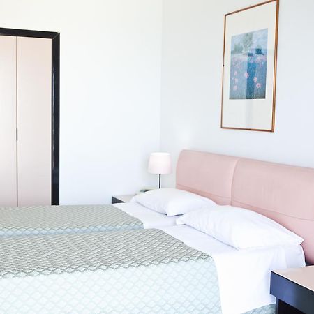 Hotel Futura Style Helios Noto Exterior foto