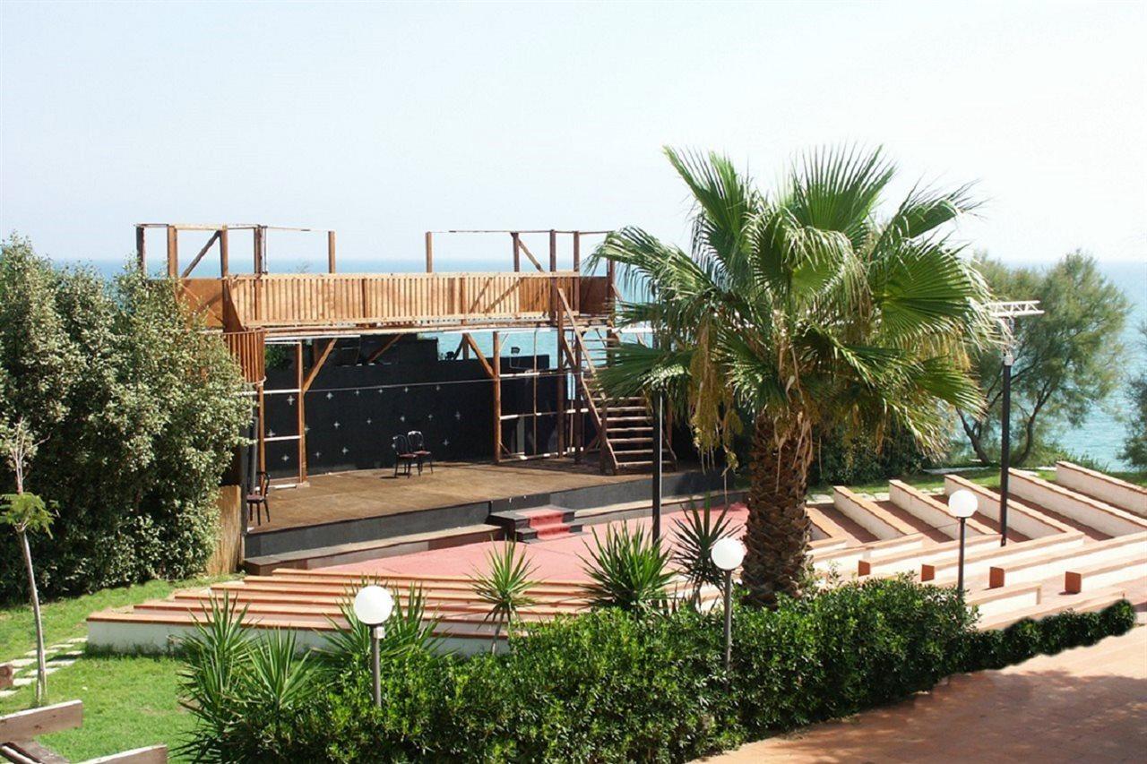 Hotel Futura Style Helios Noto Exterior foto